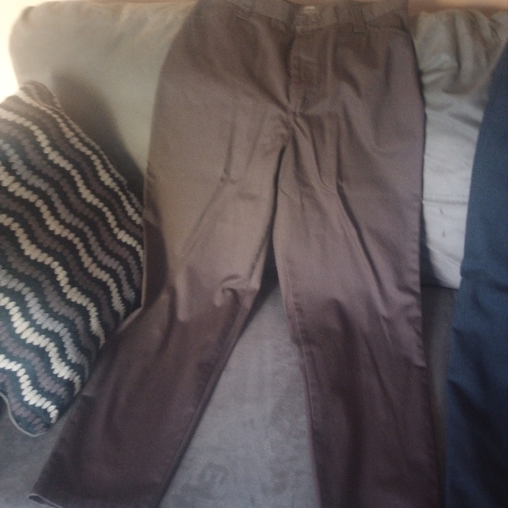 Men's Gray Dress Pants - Picture 2 of 2